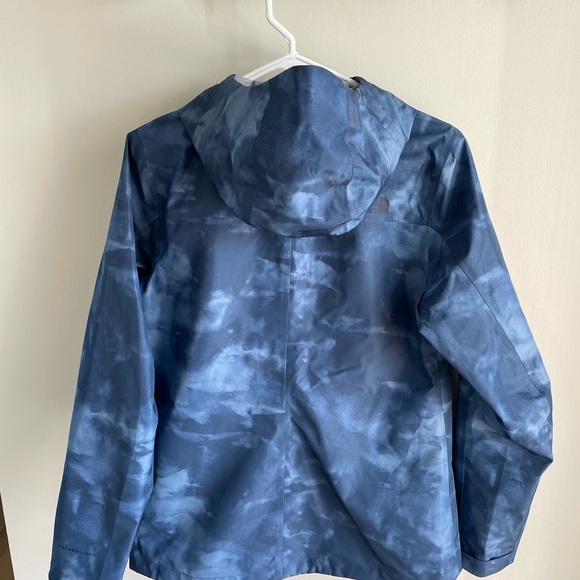 The North Face Printed Dryzzle Future Light Jacket - Women’s Size Medium - Picture 5 of 10